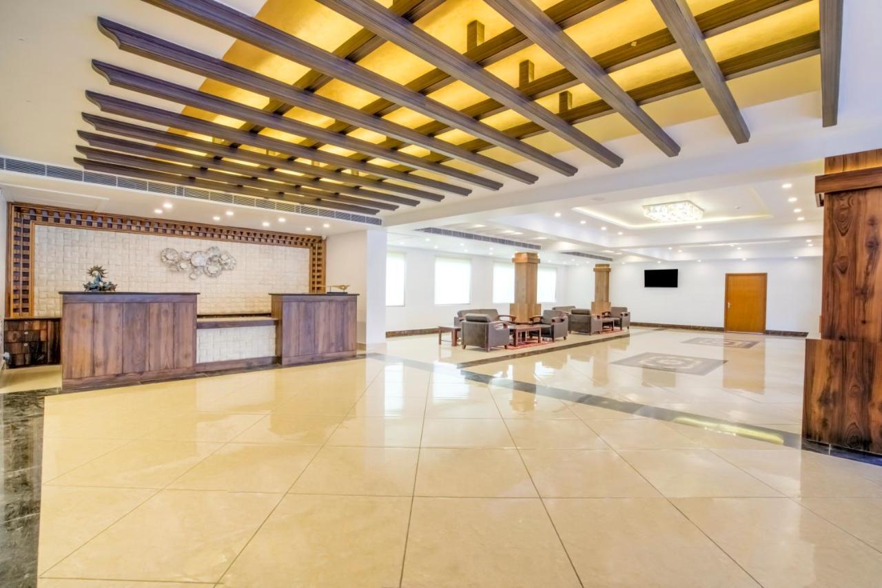 Club Mahindra Le Vintuna, 강토크 외부 사진